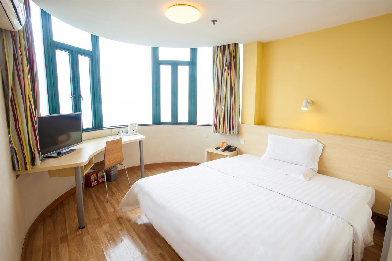 7Days Inn Qingdao Development Zone Jinshatan Екстер'єр фото
